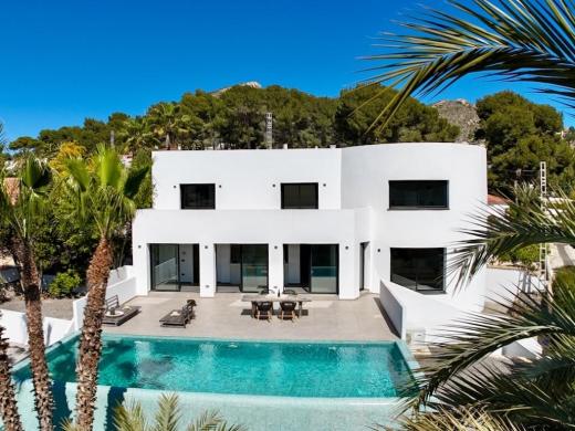4 bed villas in Moraira