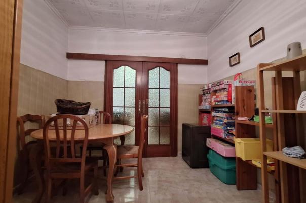 4 bed semi-detached in Alicante/Alacant