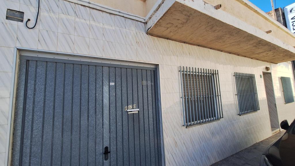 4 bed semi-detached in Alicante/Alacant