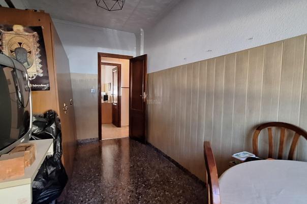 4 bed semi-detached in Alicante/Alacant