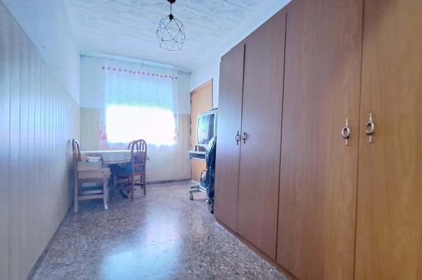 4 bed semi-detached in Alicante/Alacant