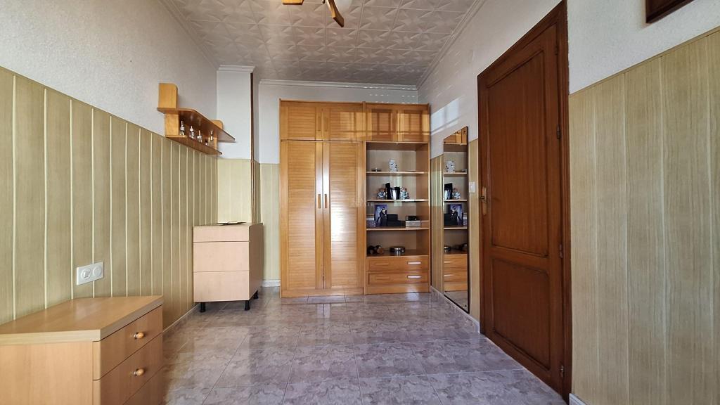 4 bed semi-detached in Alicante/Alacant