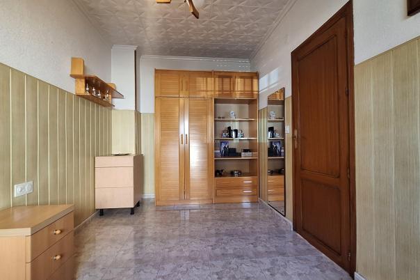 4 bed semi-detached in Alicante/Alacant