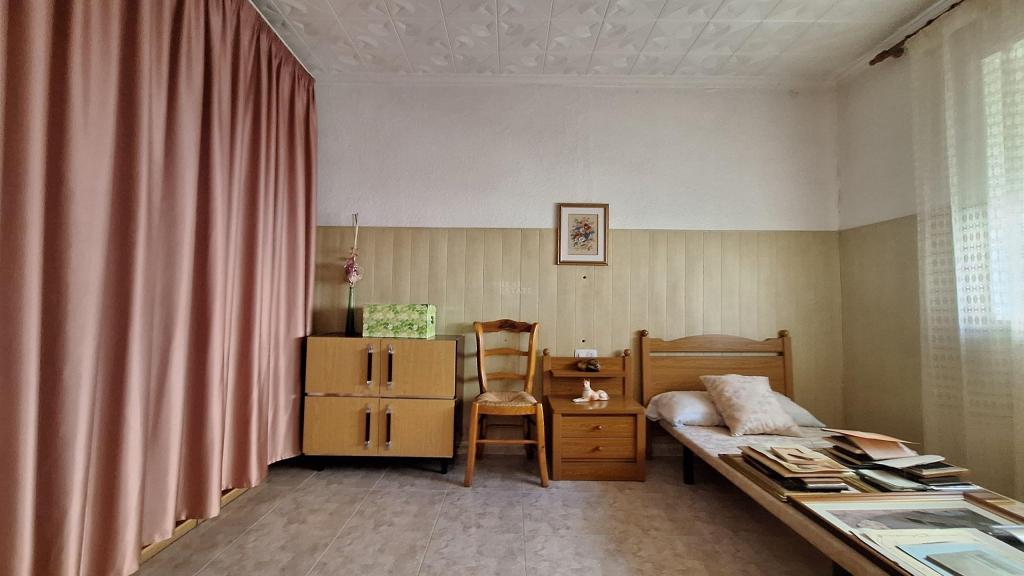 4 bed semi-detached in Alicante/Alacant