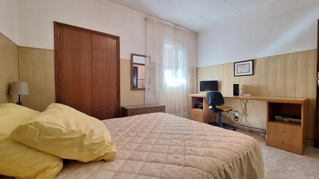 4 bed semi-detached in Alicante/Alacant