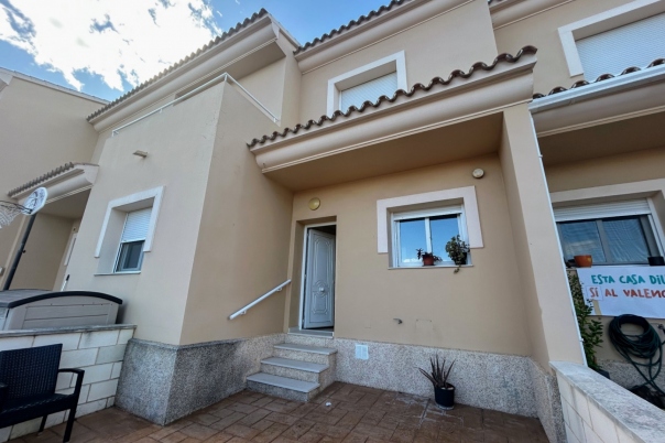 3 bed villa in Els Poblets
