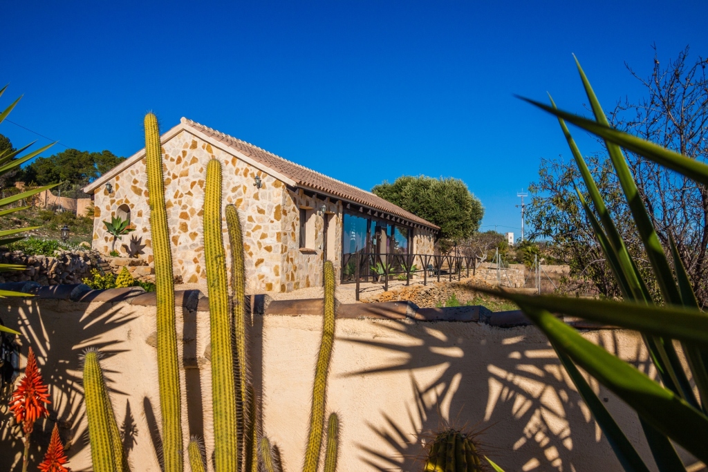 8 bed finca in Benissa