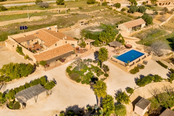 8 bed finca in Benissa