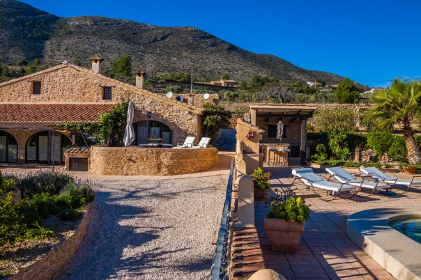 8 bed finca in Benissa