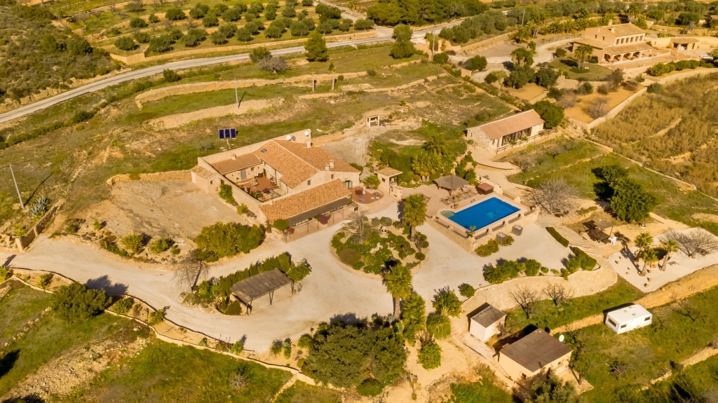 8 bed finca in Benissa