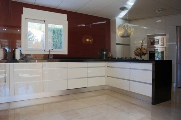 4 bed casa / chalet in Benissa