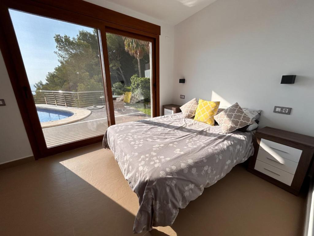 5 bed villas in Javea