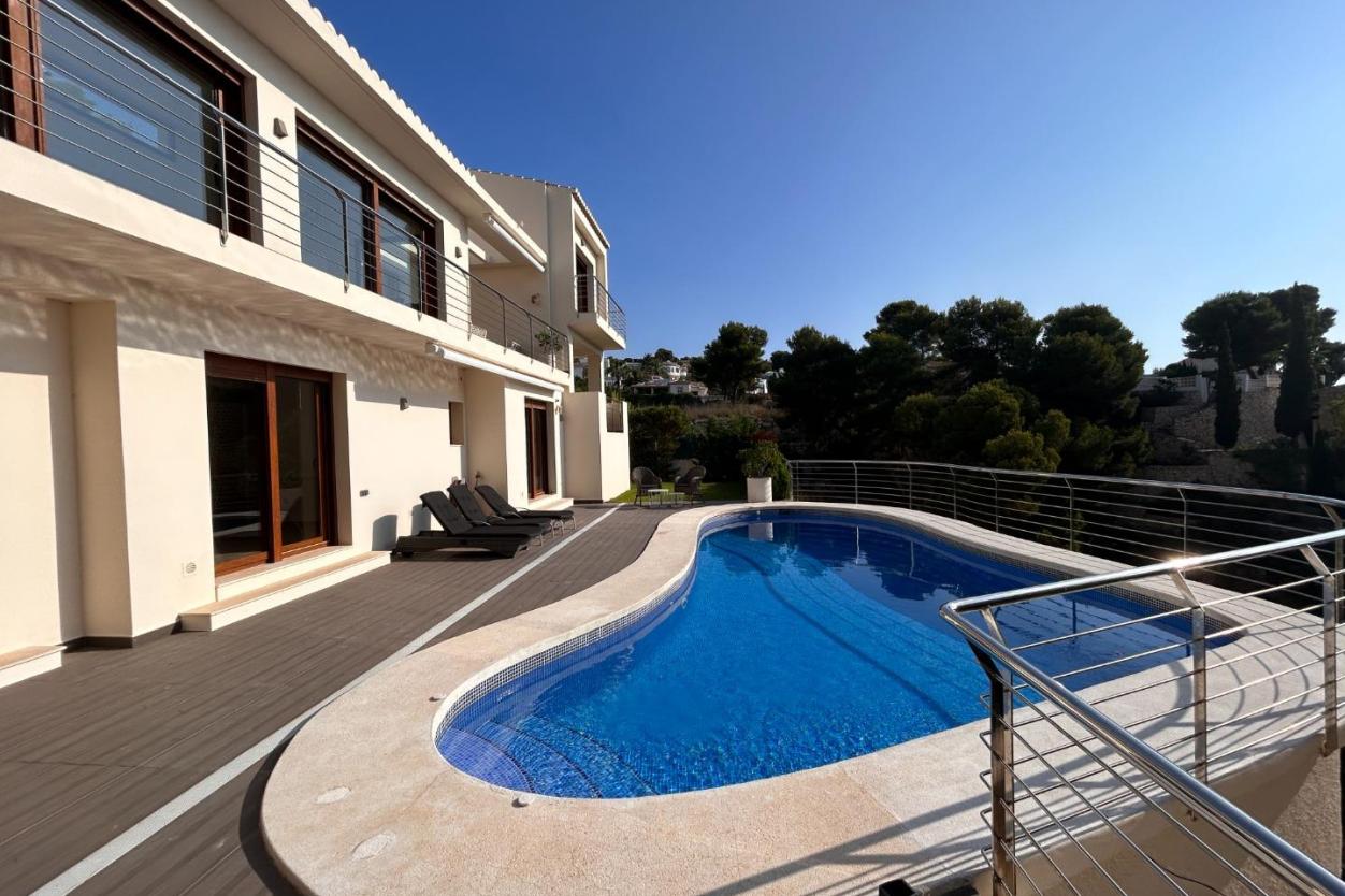 5 bed villas in Javea
