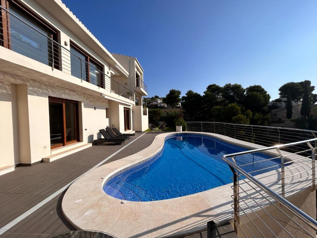 5 bed villas in Javea
