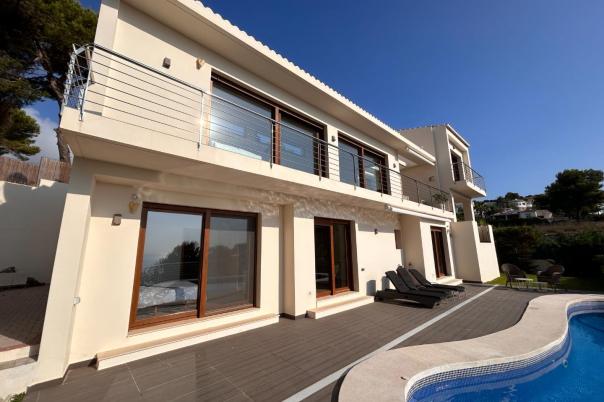 5 bed villas in Javea