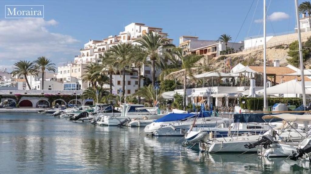 4 bed villas in Moraira
