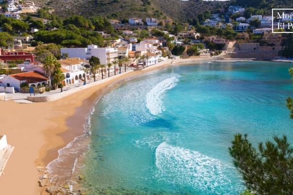 4 bed villas in Moraira