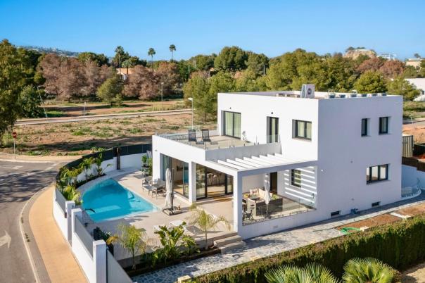 4 bed villa in La Nucía