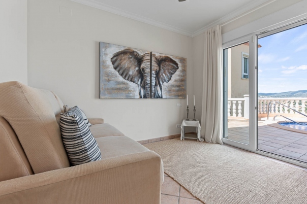 4 bed villa in Benitachell