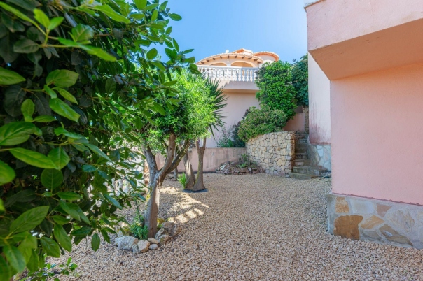 4 bed villa in Benitachell