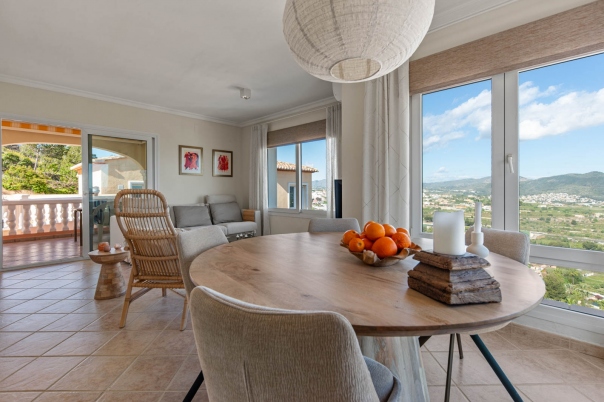 4 bed villa in Benitachell