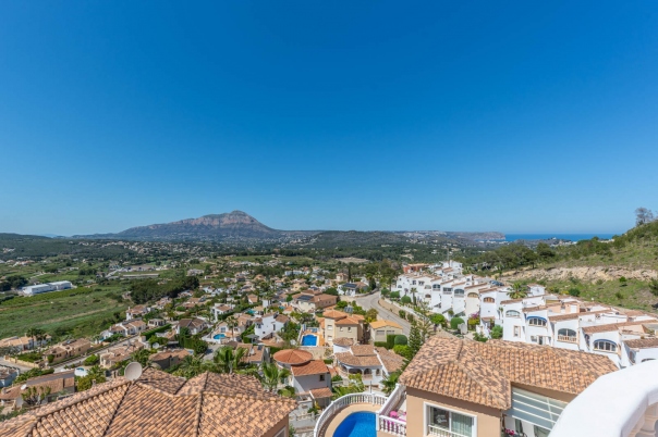 4 bed villa in Benitachell