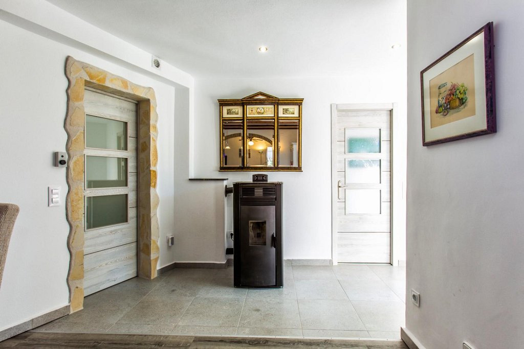 5 bed villas in Benissa
