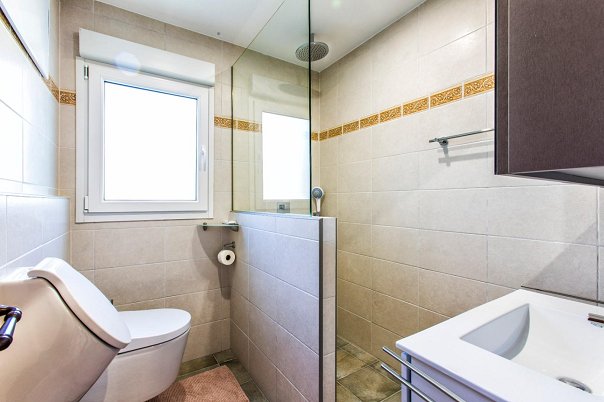 5 bed villas in Benissa
