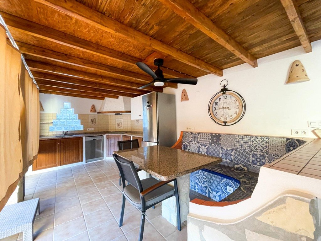 5 bed villas in Benissa