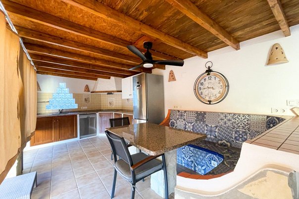 5 bed villas in Benissa