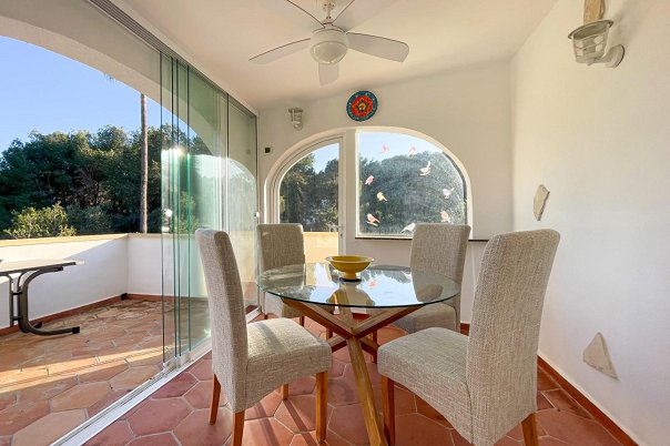 5 bed villas in Benissa