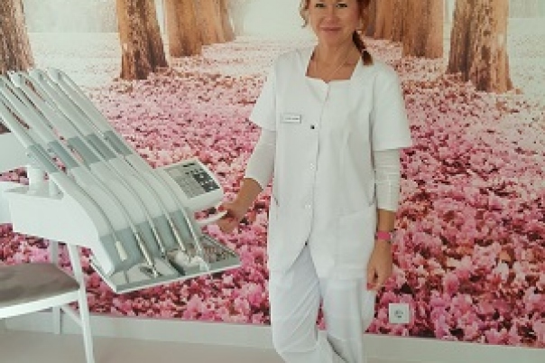 Clinica Dental la Plaza - Dentist & Beauty Clinic Javea