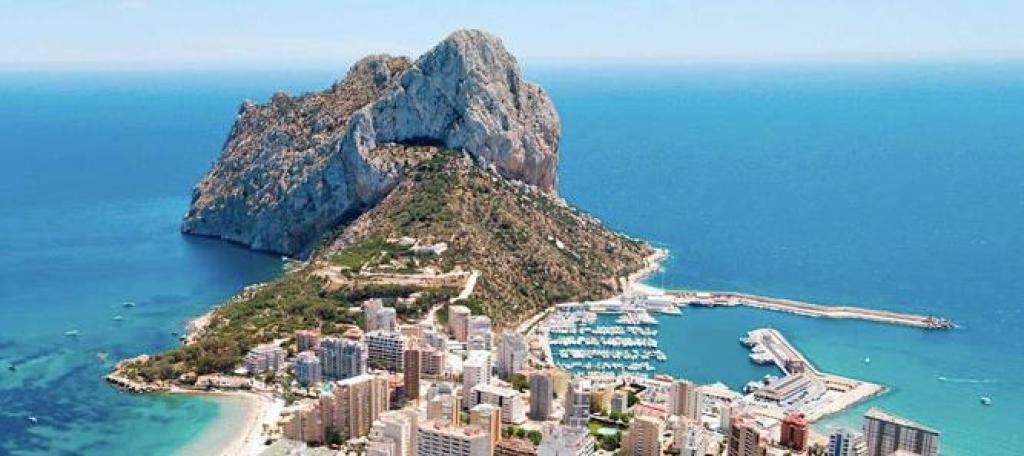 4 bed villas in Calpe
