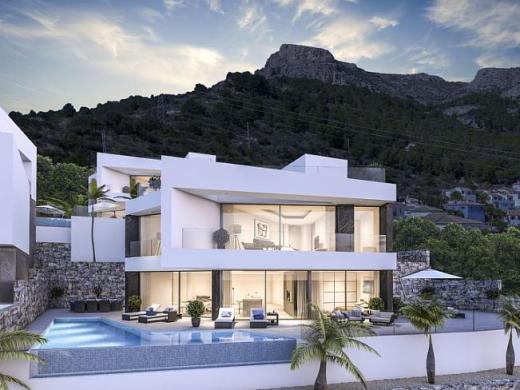4 bed villas in Calpe