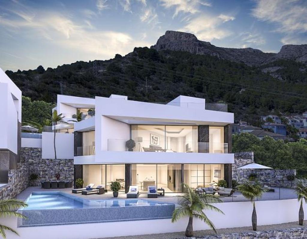 4 bed villas in Calpe