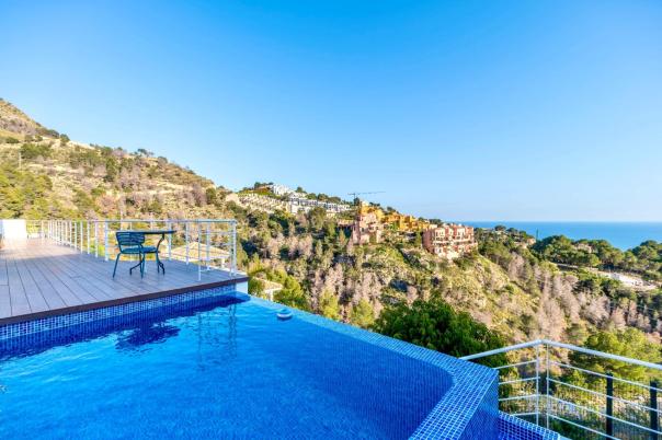 3 bed villa in Altea