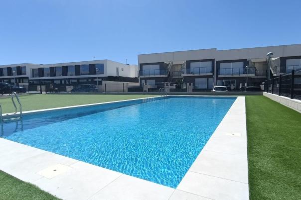 2 bed bungalow in Santa Pola