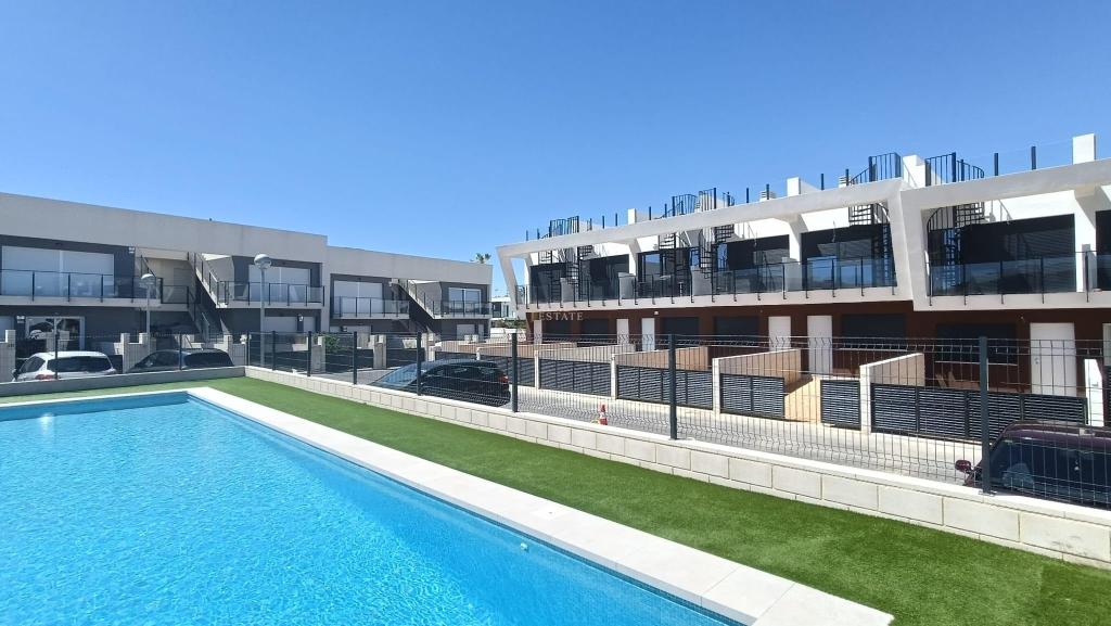 2 bed bungalow in Santa Pola