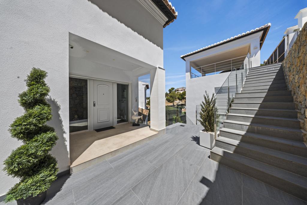 5 bed villa in Benissa