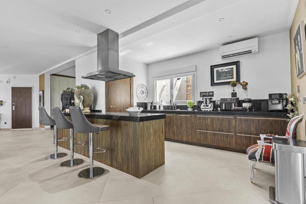 5 bed villa in Benissa