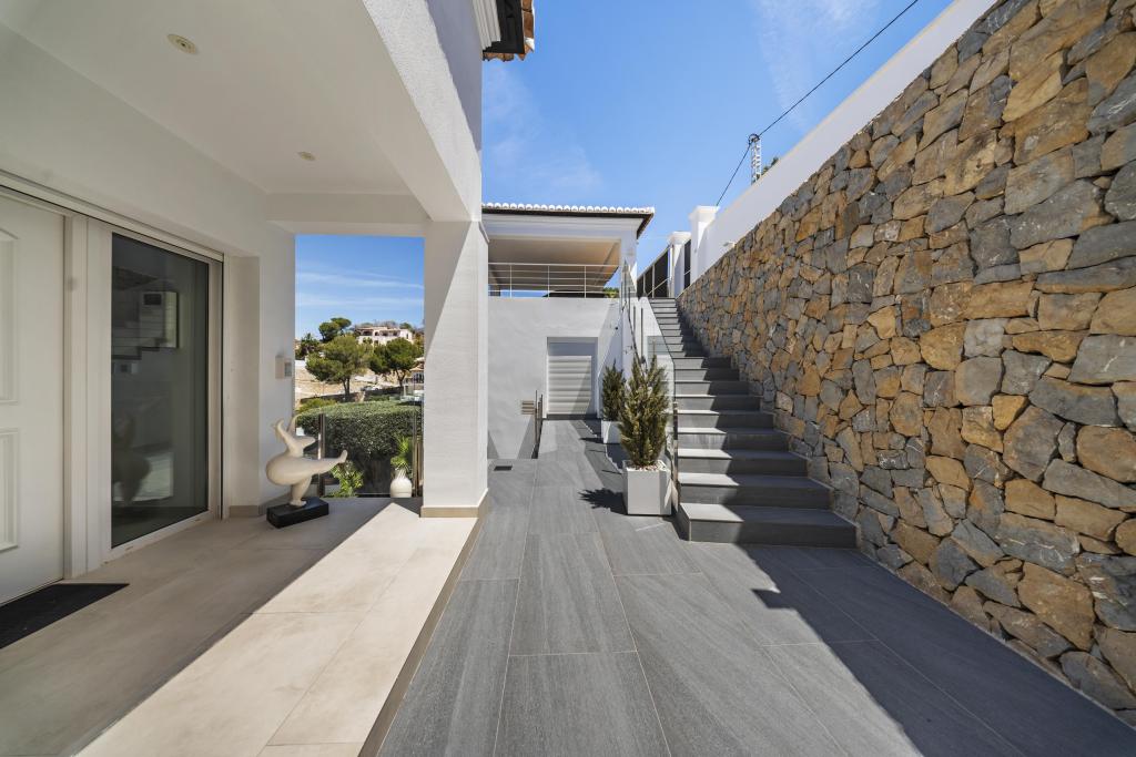5 bed villa in Benissa