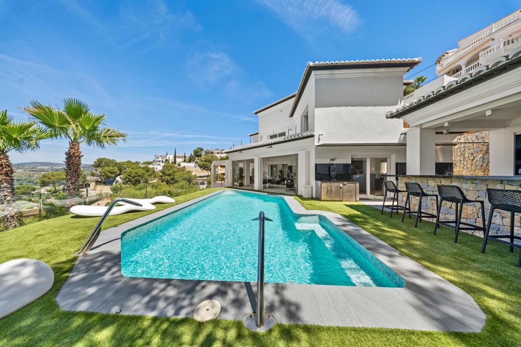 5 bed villa in Benissa