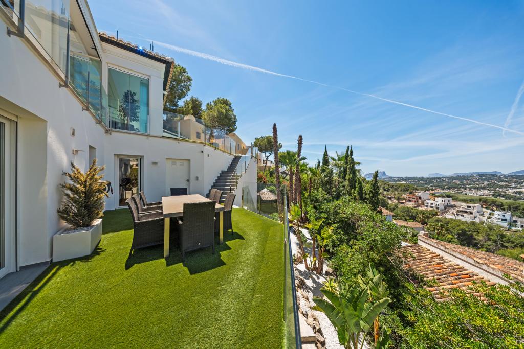 5 bed villa in Benissa