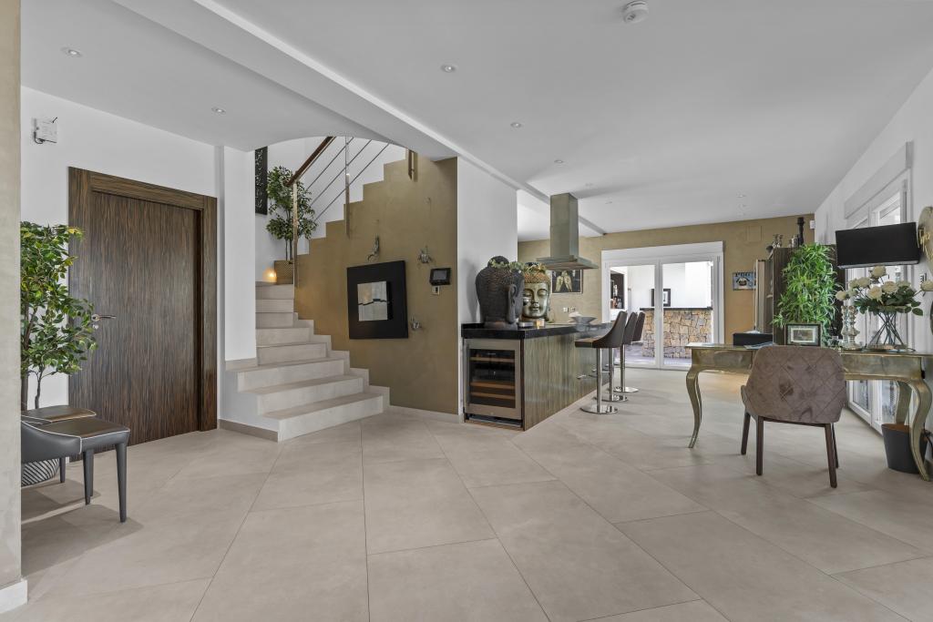 5 bed villa in Benissa