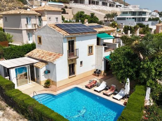 3 bed villa in Finestrat