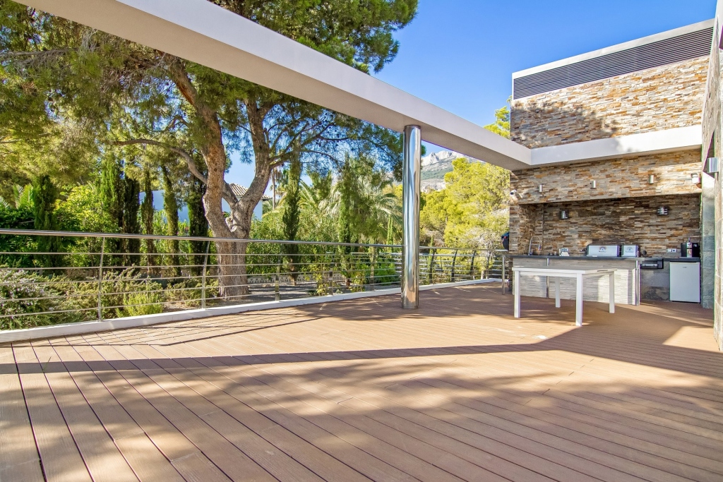 6 bed villa in Altea