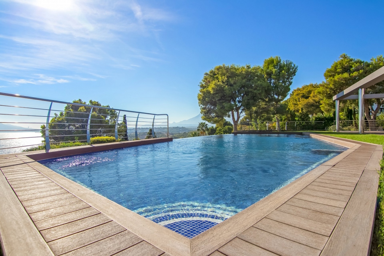 6 bed villa in Altea