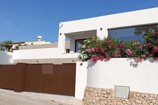 4 bed villa in Moraira
