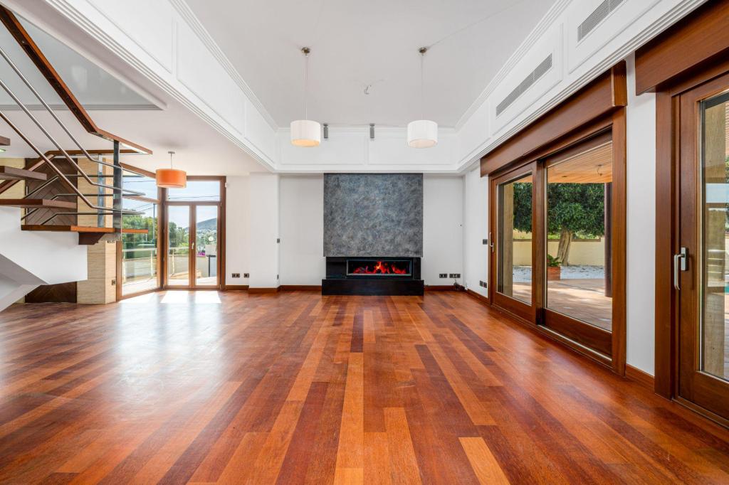 6 bed villa in Albir