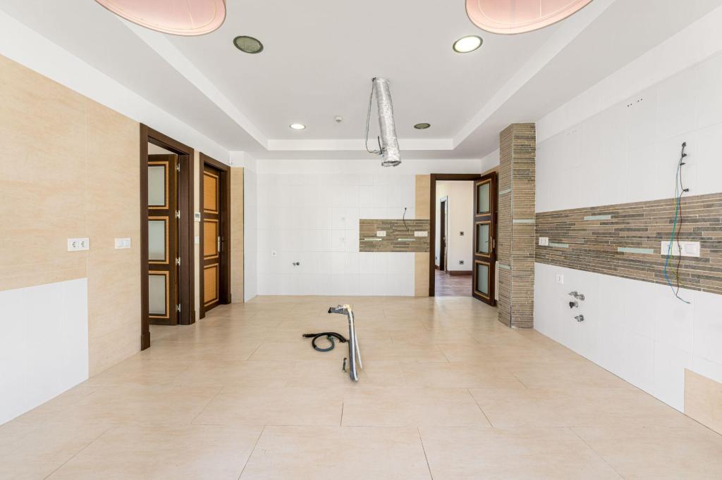 6 bed villa in Albir